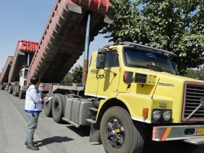 صدور تعداد 380 پروانه حمل فرآورده های خام دامی در شهرستان لنجان