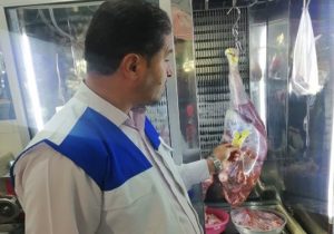 کشف لاشه کشتار غیرمجاز شترمرغ ممهور به مهر و لیبل جعلی در شهرستان لنجان