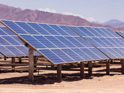 اردستان میزبان ۵ نیروگاه خورشیدی ۳ مگاواتی شد