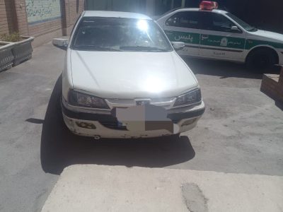 توقيف پژو با راننده 14 ساله