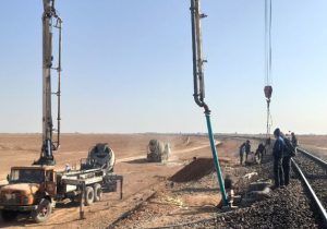 اجرای پل راهآهن کنارگذر آران و بیدگل به مراحل پایانی سازهای رسید