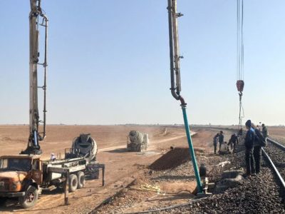 اجرای پل راه‌آهن کنارگذر آران و بیدگل به مراحل پایانی سازه‌ای رسید