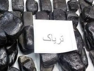 توقیف پژو با 5 کیلو تریاک در نایین