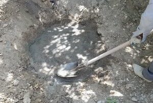 چاه غیرمجاز در اراضی مبارکه اصفهان پر و مسدود شد