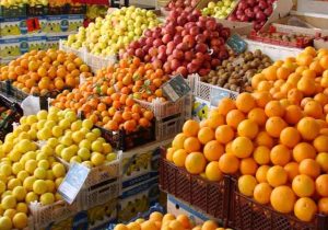۱۶۰ غرفه در اصفهان میوه شب عید را کمتر از قیمت بازار عرضه می‌کنند