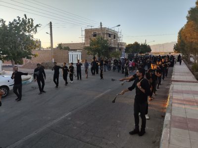 دسته زنجیر زنی هیئت خاتم الانبیا در سالروز شهادت امام رضا(ع)
