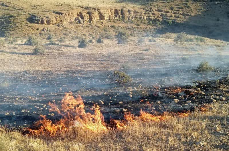 خطر آتش‌سوزی در مراتع سمیرم اصفهان را جدی بگیرید