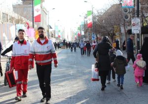 امدادرسانی هلال احمر استان به بیش از هزار شرکت‌کننده در راهپیمایی ۲۲ بهمن