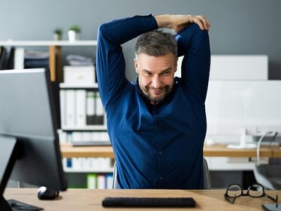 نقش ورزش در کاهش آسیب‌های محیط کار